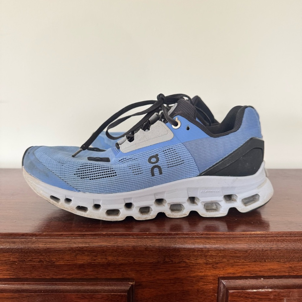 On Running CLOUDSTRATUS Running Sneakers Marina Blue Women’s 8 Shoes - Picture 3 of 8